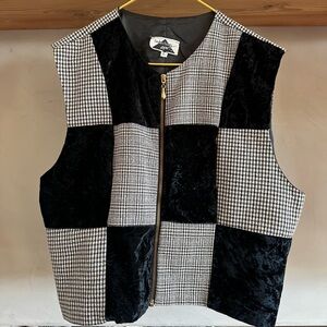 Vintage Zipper Checker Vest - Size Large